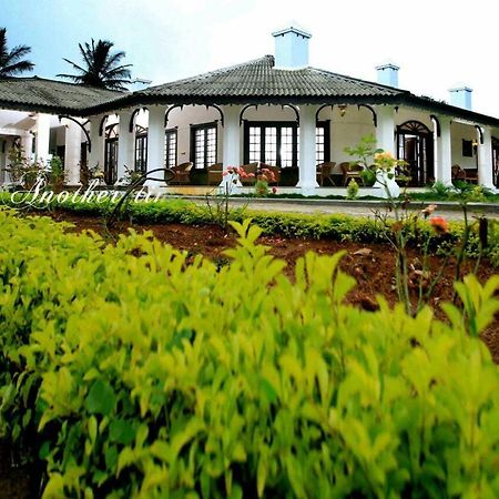 Отель Parisons Plantation Experiences By Abad Манантавади Экстерьер фото